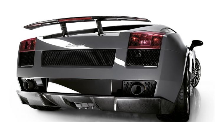 Lamborghini Gallardo: la prima V10 di serie del brand compie 20 anni - Foto 37 di 54