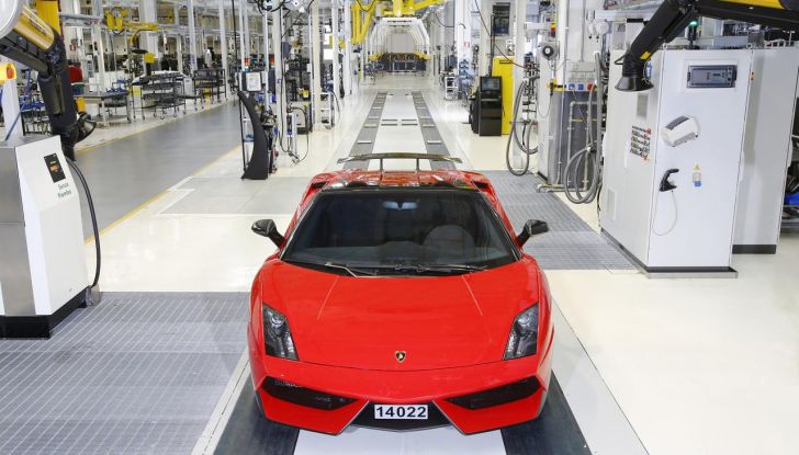 Lamborghini Gallardo: la prima V10 di serie del brand compie 20 anni - Foto 36 di 54
