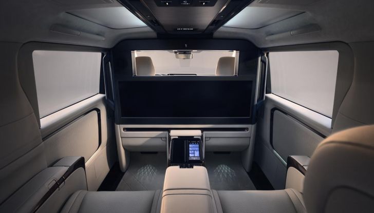 Lexus LM: caratteristiche e versioni della nuova monovolume di lusso - Foto 9 di 15