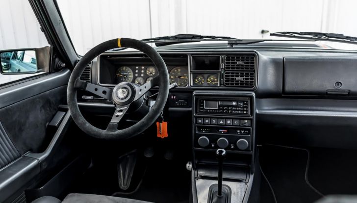 Manhart Integrale 400: la Lancia Delta Integrale 16V rinasce grazie al tuning - Foto 19 di 25
