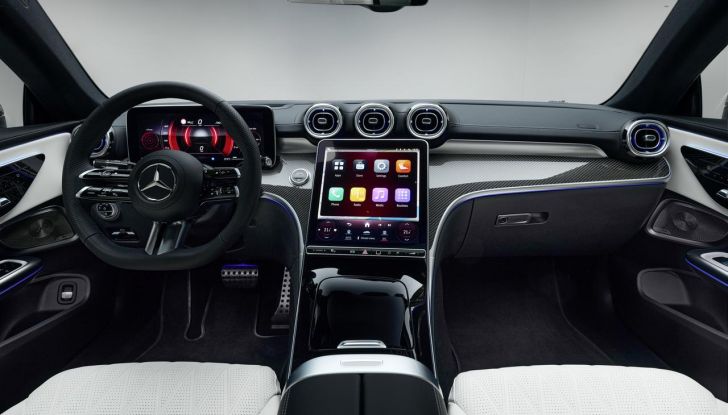 Mercedes CLE 2024: motori e dettagli della nuova coupé tedesca - Foto 6 di 60