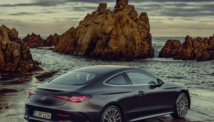 Mercedes CLE 2024: motori e dettagli della nuova coupé tedesca - Foto 24 di 60