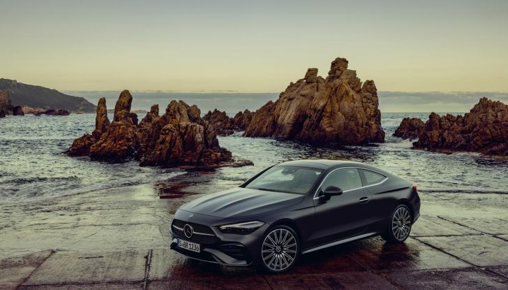 Mercedes CLE 2024: motori e dettagli della nuova coupé tedesca - Foto 36 di 60