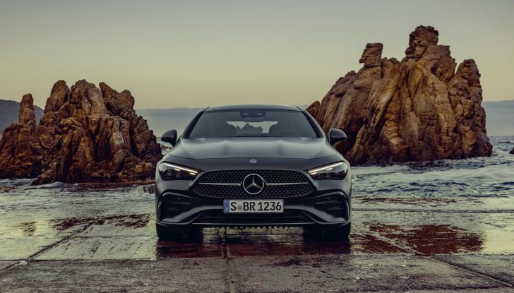 Mercedes CLE 2024: motori e dettagli della nuova coupé tedesca - Foto 29 di 60