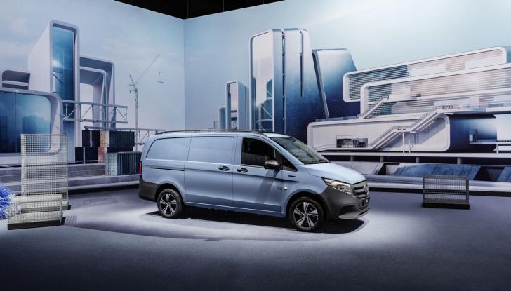 Mercedes Classe V 2024: debutta il nuovo restyling del van tedesco - Foto 88 di 122