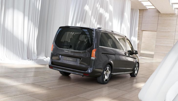 Mercedes Classe V 2024: debutta il nuovo restyling del van tedesco - Foto 5 di 122