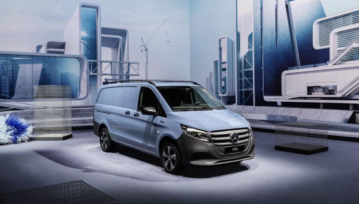 Mercedes Classe V 2024: debutta il nuovo restyling del van tedesco - Foto 90 di 122