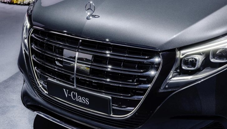 Mercedes Classe V 2024: debutta il nuovo restyling del van tedesco - Foto 48 di 122