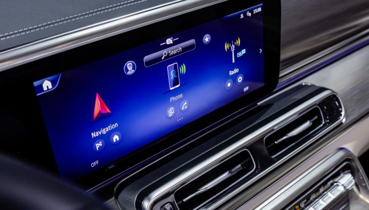 Mercedes Classe V 2024: debutta il nuovo restyling del van tedesco - Foto 55 di 122