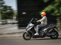 Nerva Exe, lo scooter elettrico “buono” provato su strada