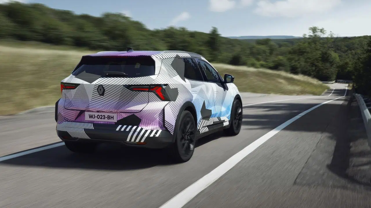 Nuova Renault Scenic E-Tech Electric prototipo