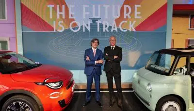 Fiat presenta le nuove Topolino e 600e elettriche alle sue concessionarie