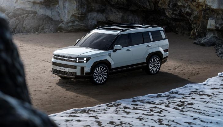 Nuovo Hyundai Santa Fe: il 10 agosto saranno rivelate tutte le caratteristiche - Foto 8 di 11