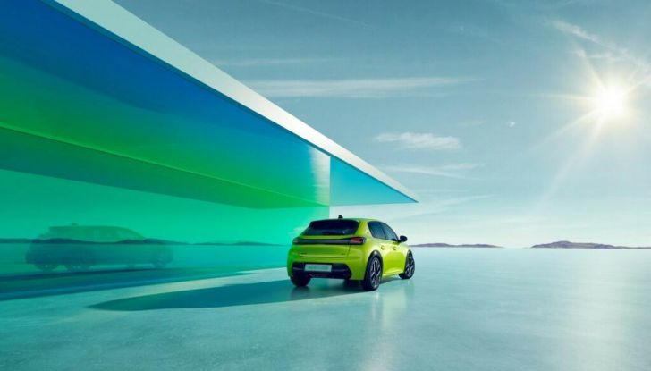 Peugeot E-208 2025: nuovo aggiornamento, autonomia elettrica fino a 433 km - Foto 9 di 50