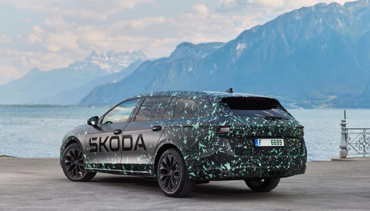 Skoda Superb 2024: il brand svela alcune specifiche della prossima generazione - Foto 29 di 33