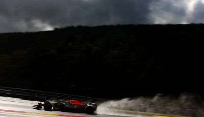 F1 2023, GP Belgio: Verstappen vince la sprint race, Piastri secondo