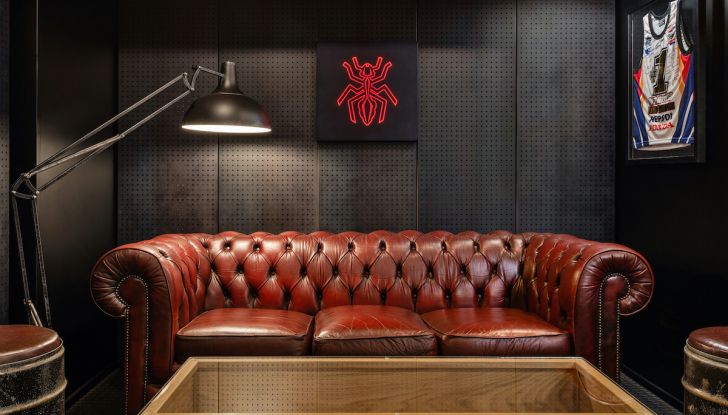 Il motorhome di Marc Marquez finisce su Airbnb - Foto 12 di 17