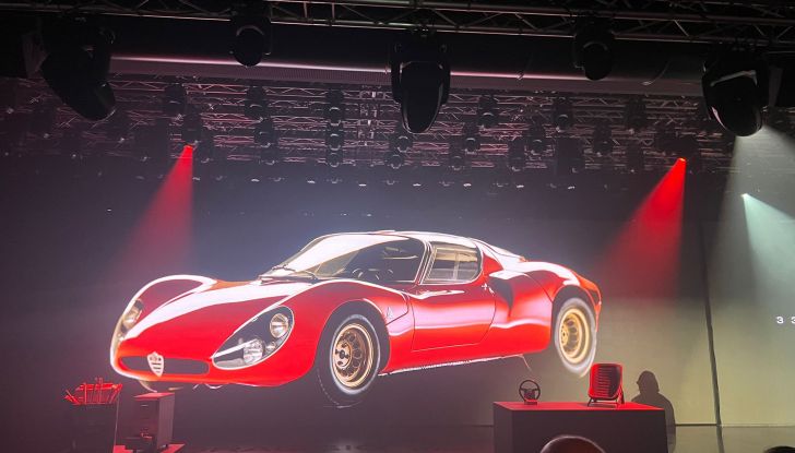 Alfa Romeo 33 Stradale: l’iconica vettura rinasce in soli 33 esemplari - Foto 5 di 18