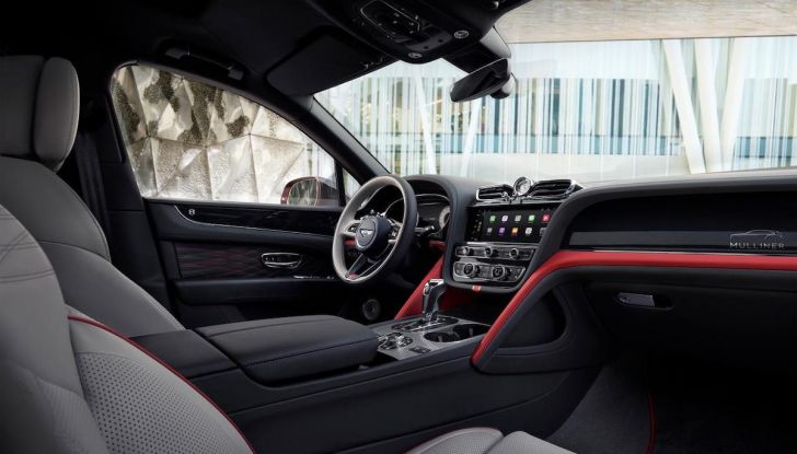 Bentayga Mulliner: passo lungo la nuova ammiraglia di Bentley - Foto 4 di 8