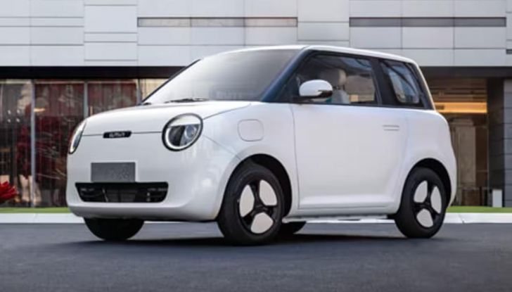 Changan Lumin: ecco la piccola elettrica che costa appena 6300 euro - Foto 1 di 15