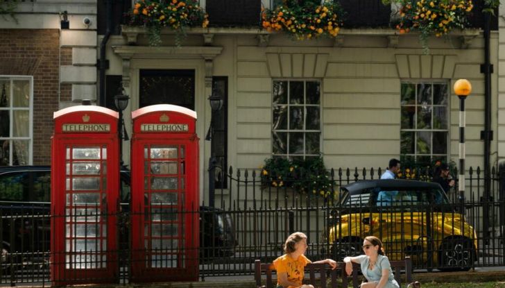 Citroën Ami: un esemplare oro sfila sulle strade di Londra - Foto 13 di 29