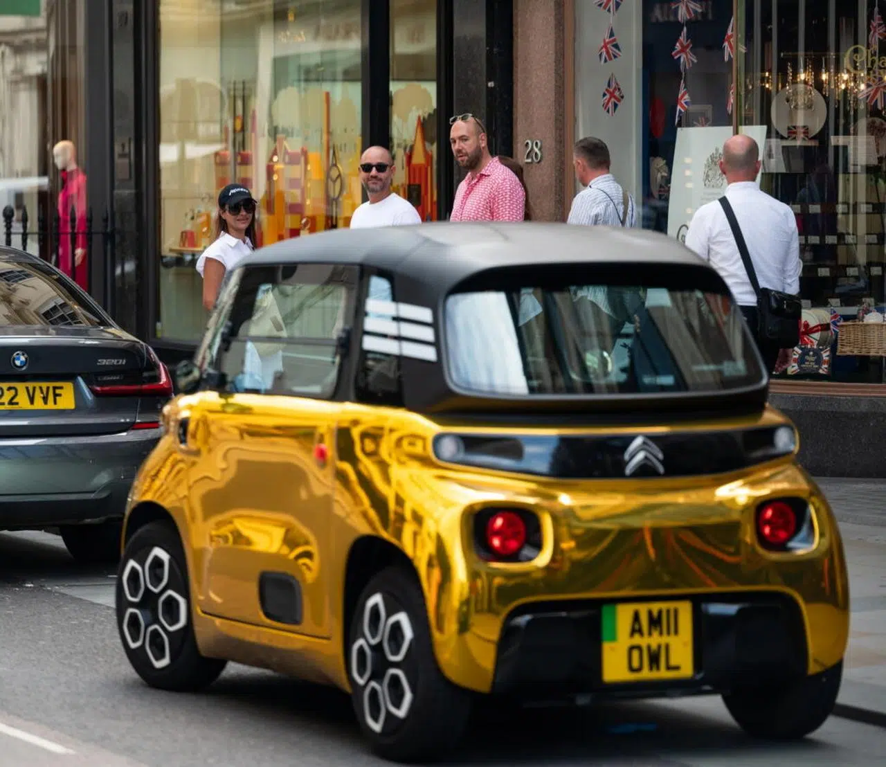 Citroën Ami dorata