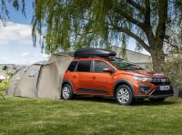 Dacia Jogger diventa un mini camper grazie al Pack Sleep