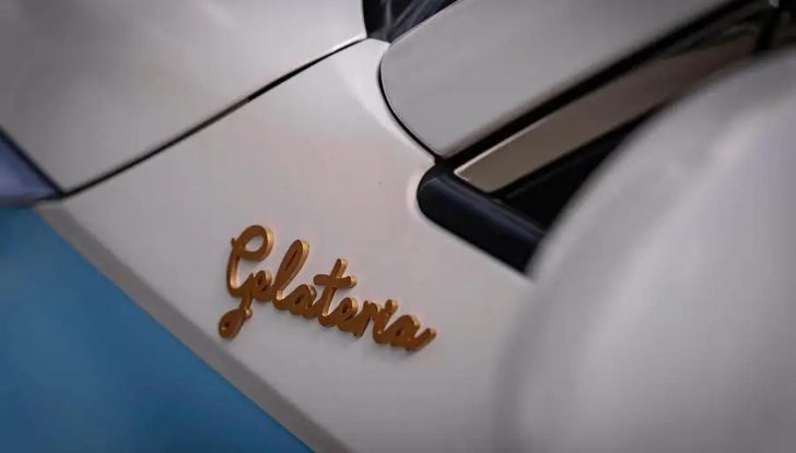 Fiat 500 Elettrica: il brand crea una one-off che funge da gelateria ambulante - Foto 6 di 10