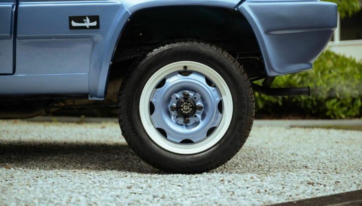 Fiat Panda 4×4 Piccolo Lusso: un restomod unico da 30.000 euro - Foto 10 di 44