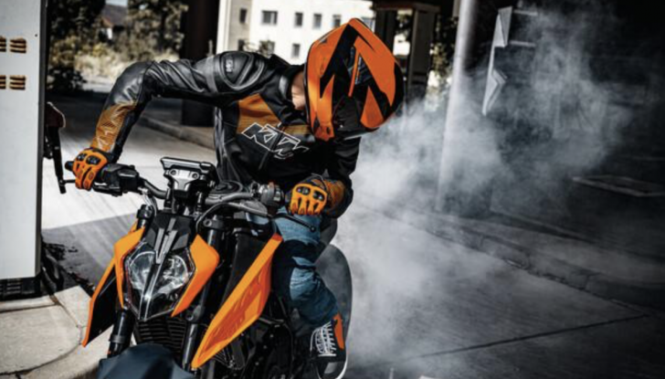 Moto e scooter 125 cc in autostrada e tangenziali: primo “sì” alla circolazione - Foto 8 di 15