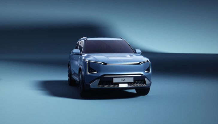 Kia EV5: svelato il nuovo SUV compatto completamente elettrico del brand - Foto 6 di 9