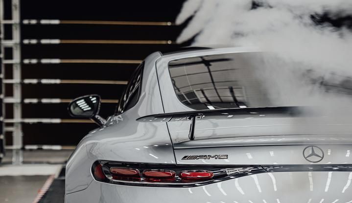 Mercedes-AMG GT 2024: debutta la nuova generazione della coupé sportiva - Foto 65 di 70