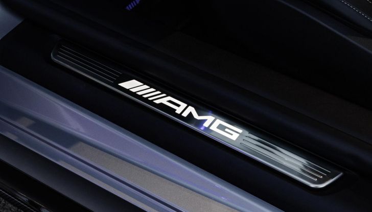 Mercedes-AMG GT 2024: debutta la nuova generazione della coupé sportiva - Foto 59 di 70