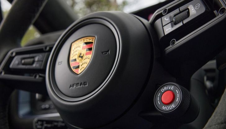 Porsche Cayenne Turbo E-Hybrid: svelata la Cayenne più potente di sempre - Foto 8 di 34