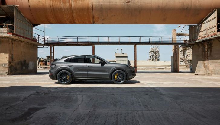 Porsche Cayenne Turbo E-Hybrid 2024