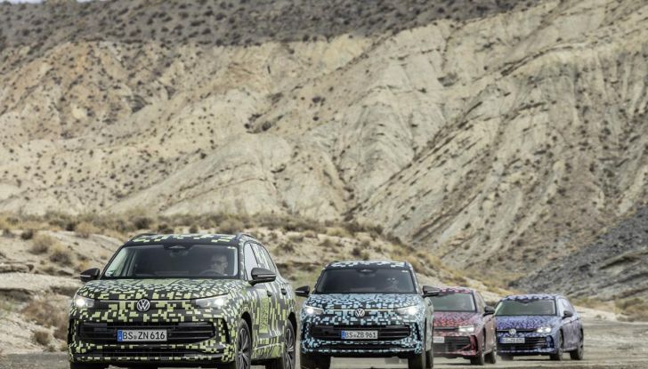 Volkswagen Passat 2024: caratteristiche, allestimenti e prezzi per il mercato italiano - Foto 66 di 115