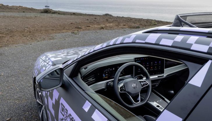 Volkswagen Passat 2024: caratteristiche, allestimenti e prezzi per il mercato italiano - Foto 50 di 115