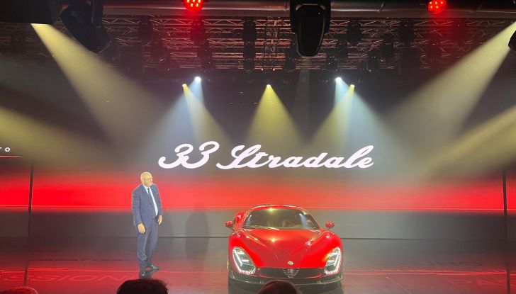 Alfa Romeo 33 Stradale: l’iconica vettura rinasce in soli 33 esemplari - Foto 13 di 18
