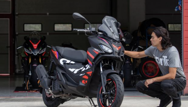 Aprilia SR GT: arriva la speciale versione Replica - Foto 3 di 10