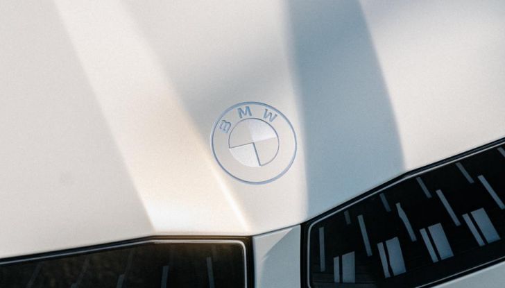 BMW Vision Neue Klasse: un’anteprima del futuro dell’automobilismo secondo il brand - Foto 43 di 47