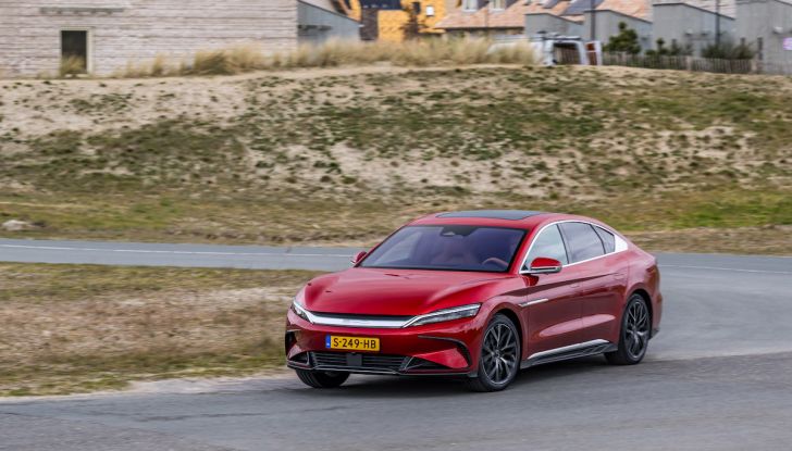 BYD Han, caratteristiche della nuova berlina elettrica - Foto 3 di 14