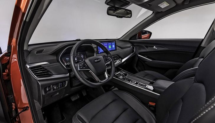 EVO7: debutta in Italia il nuovo SUV a sette posti - Foto 16 di 22