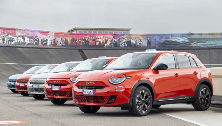 Fiat 600e prova su strada, autonomia e prezzi da 30.549 euro - Foto 4 di 100