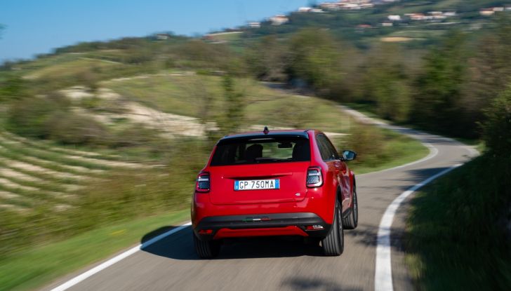 Fiat 600e prova su strada, autonomia e prezzi da 30.549 euro - Foto 73 di 100