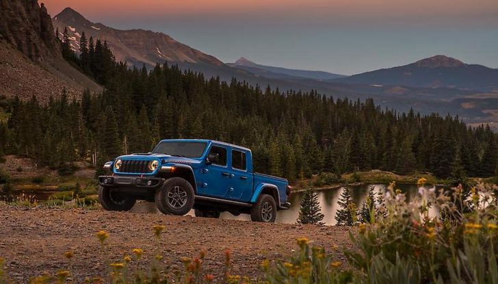 Jeep Gladiator 2024: il pick-up si aggiorna con l’arrivo del nuovo restyling - Foto 57 di 103