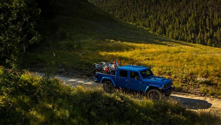 Jeep Gladiator 2024: il pick-up si aggiorna con l’arrivo del nuovo restyling - Foto 62 di 103