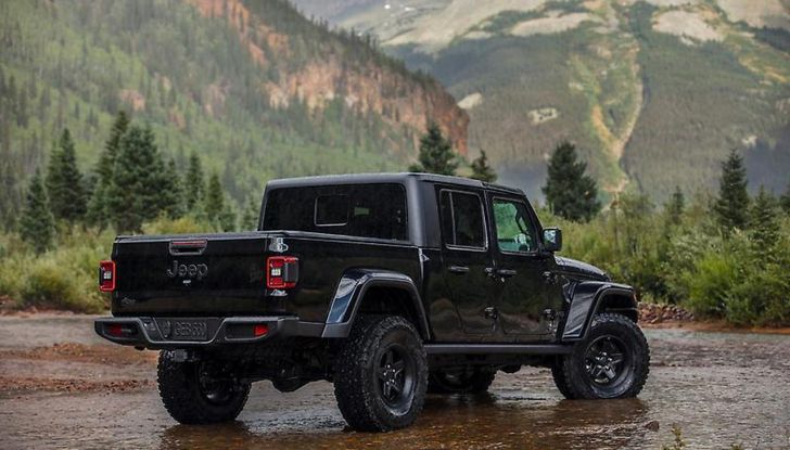 Jeep Gladiator 2024: il pick-up si aggiorna con l’arrivo del nuovo restyling - Foto 90 di 103
