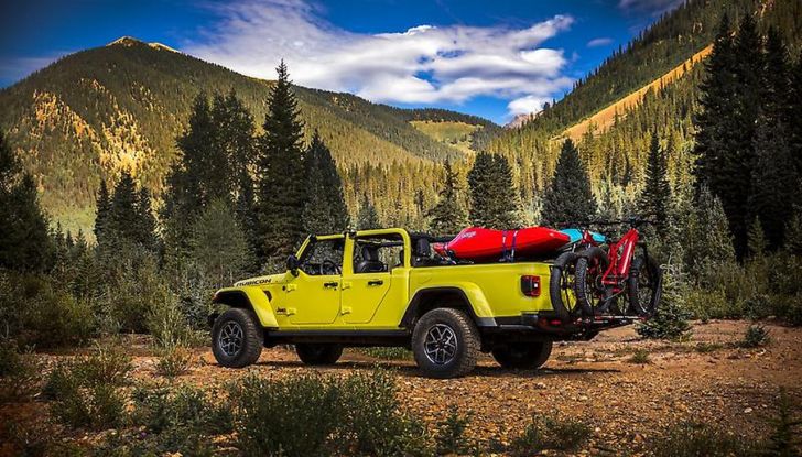 Jeep Gladiator 2024: il pick-up si aggiorna con l’arrivo del nuovo restyling - Foto 23 di 103