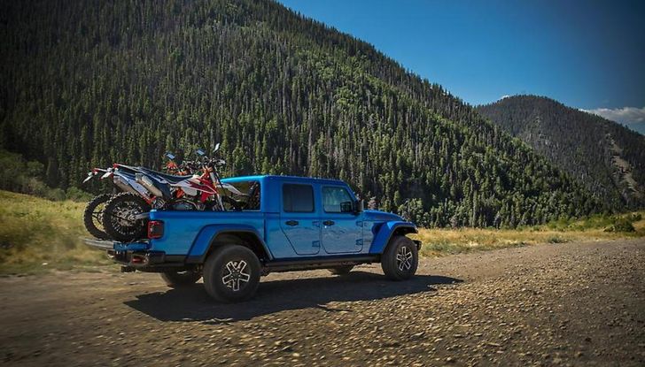 Jeep Gladiator 2024: il pick-up si aggiorna con l’arrivo del nuovo restyling - Foto 66 di 103