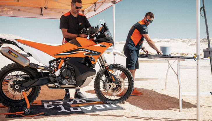 KTM 890 Adventure R Rally 2024: l’enduro (forse) più completa sul mercato - Foto 4 di 8